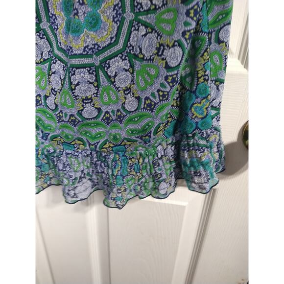 Croft&Barrow Woman L Blouse Blue Green Medallion Artsy Short Sleeve Pullover - Picture 6 of 10